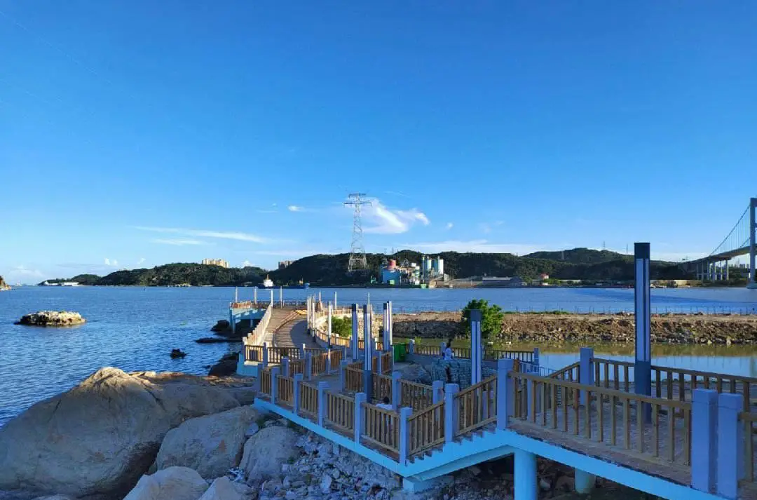 「五钻闽粤 | 闽粤四岛六城¥3199起」走,一起去解锁住5钻酒店,享美食、美景、美人、美物,拍人文、非遗、民俗!