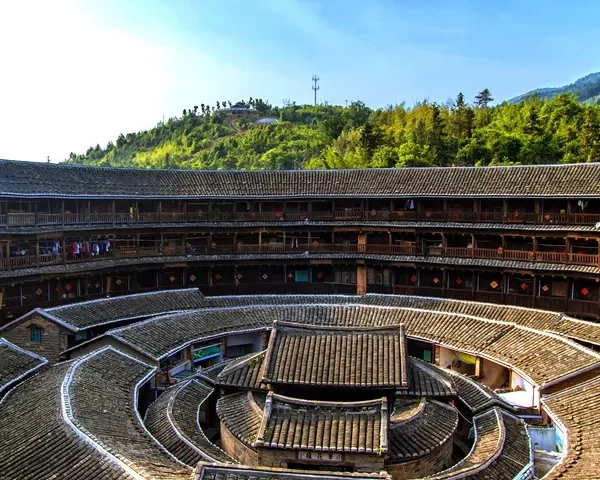 【晋享山西16人精品小团】2+1头等舱💎太原升级一晚希尔顿欢朋酒店 早餐自助8正餐标40元 纯玩无购物无擦边、轻松旅行、赠送全程景交耳麦、确保行程无忧