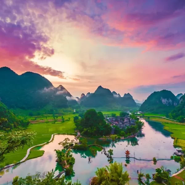 【独家定制•真纯玩】【 广西金秀•瑶都之旅】金秀大瑶山•盘王界•圣堂湖•木达木弄•山水瑶城•岭祖大峡谷•桂林荔江湾•象鼻山 双卧8日 双飞6日