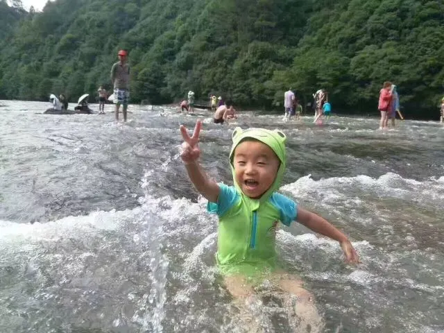 b407a0e9eb42817522bce0e3e6cc1623-sz_70523 b407a0e9eb42817522bce0e3e6cc1623-sz_70523