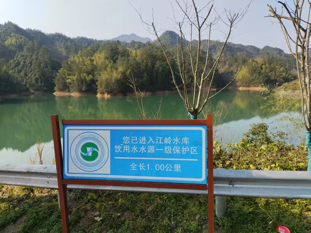d1b475b530487b9d7e841c8285139250-sz_826734