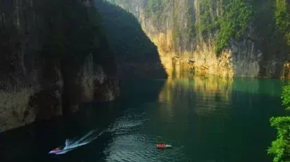 538dd157e60a3b02a6c15578751e4d2f-sz_174976