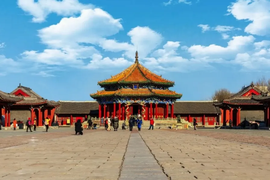 辽东避暑，降价了！大连+丹东+沈阳+营口，辽东4城一次尽览，住精选酒店，吃辽东美食，每一天玩儿的都是精华景点