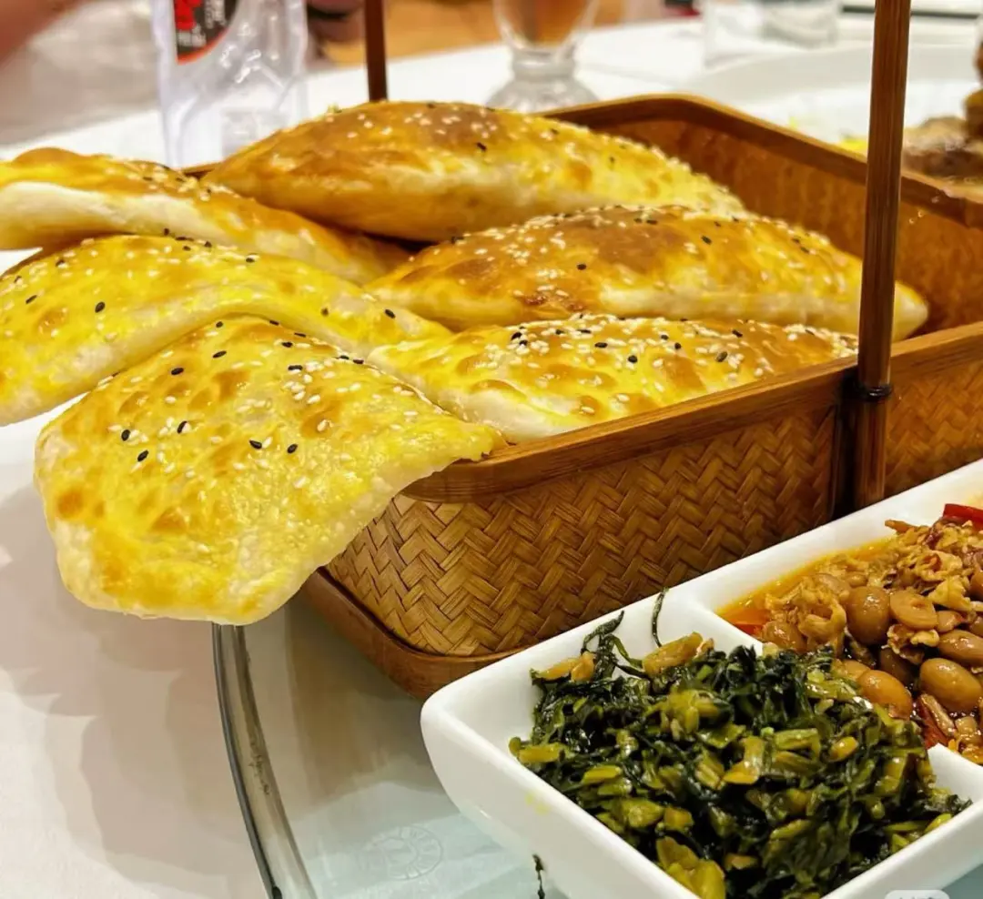 ee1ef0c18fc67e35a0a61a62102c973b-sz_182823-2