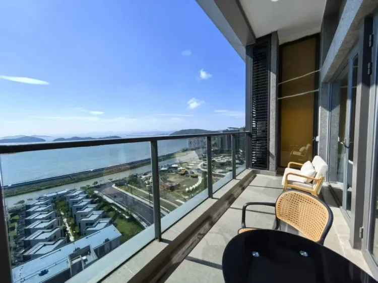 乘豪华游轮，住舟山一线海景度假酒店预约倒计时→吃梭子蟹，看舟山绝美日落3日399元起