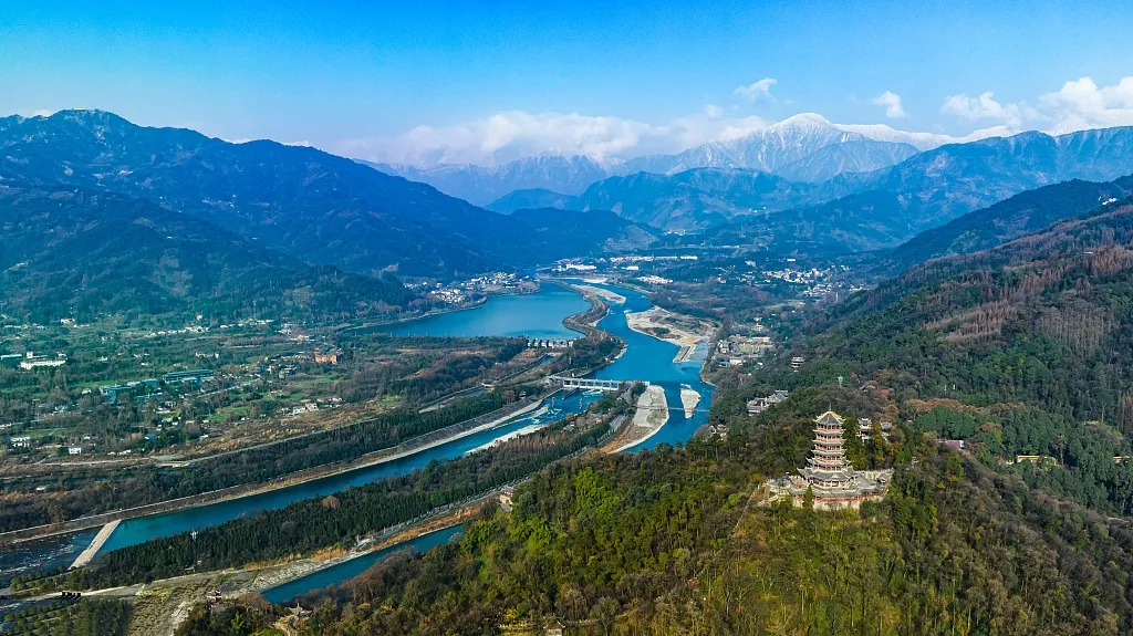 上海自组班9-10月✈全景四川，去九寨沟最省时省力的出行方式！车程只要4小时，比其他地方来回节约了10小时♥豪华2+1保姆车♥双飞8天