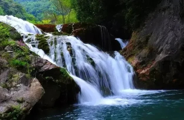 c3073f877e56f0166543fb4edb9a7a3c-sz_585609