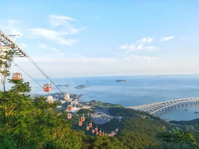 【9月一价全含中朝边境游】大连金石滩 旅顺 金石滩 丹东鸭绿江双飞6日游 |含门票