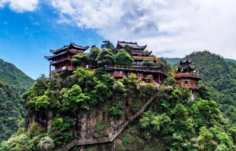 46fd0d51d2fbb1730dfd4117f70ba402-sz_105536-3