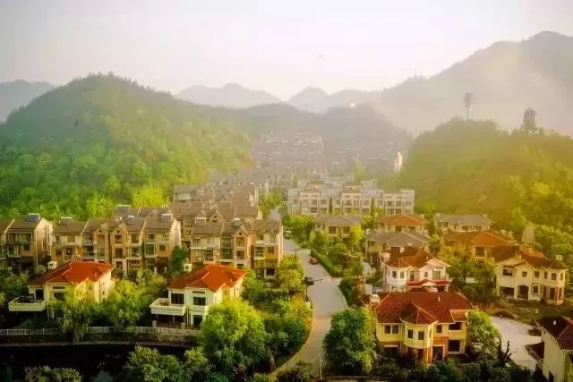 4c601d8000ee38ff011d9ed117baa435-sz_48243 4c601d8000ee38ff011d9ed117baa435-sz_48243