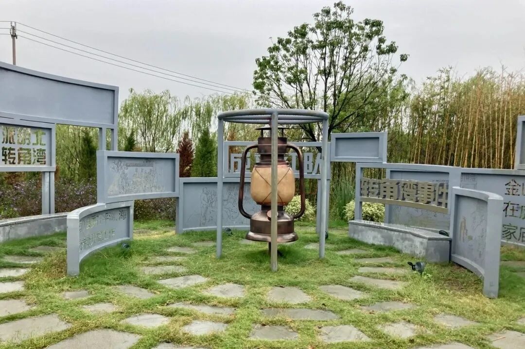 640-3058
