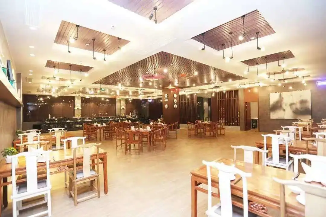 81f8a1636c482a0dfa44b32e81083d45-sz_90440