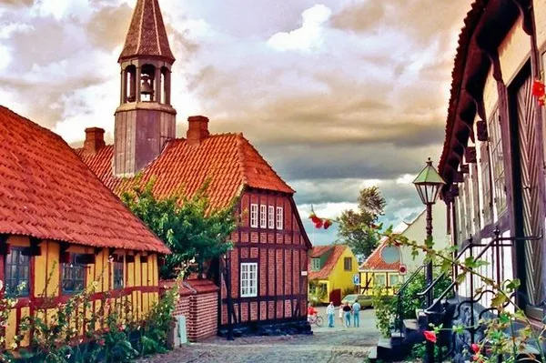 9782d8b9cb119515977dcbd856f806b7-sz_200837