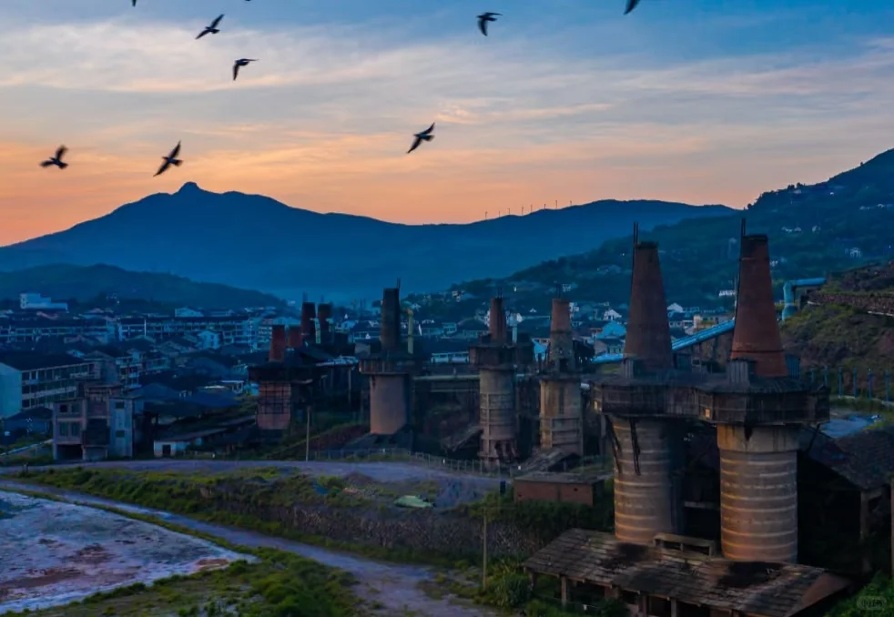 00000000mGaECDZsAtSISBLl