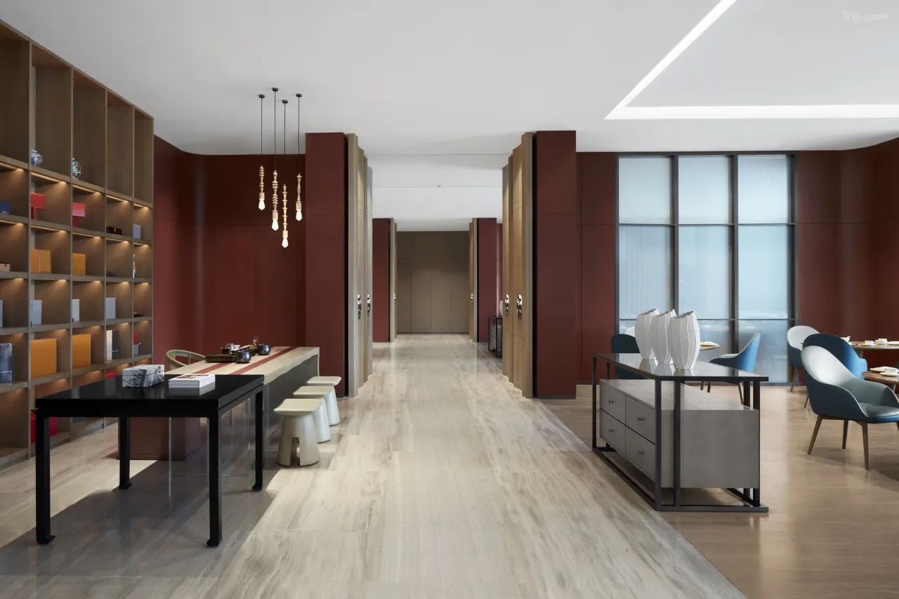 0226m12000ascgbf746EA_W_1280_853_R5