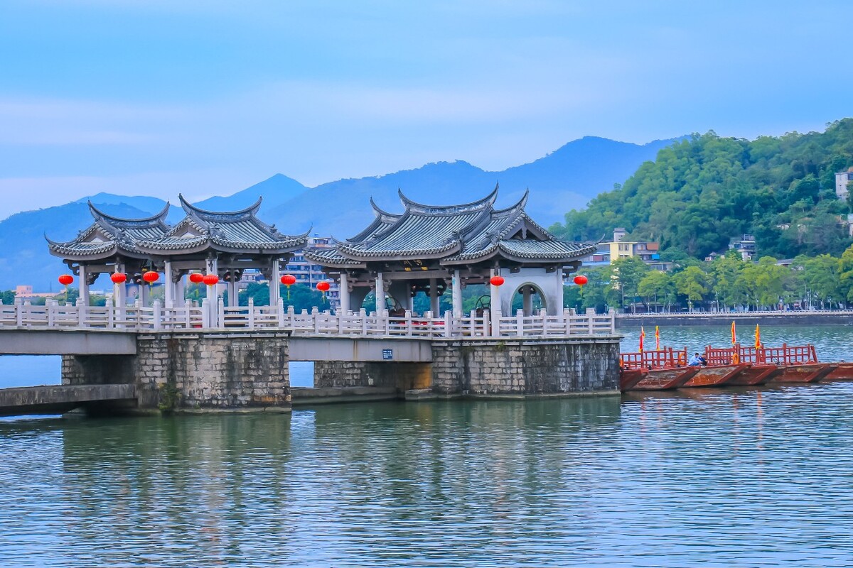 2299元/人起漫游潮汕大潮归来双飞/双动5日游，天天发班，纯玩无购物，酒店四晚连住不挪窝。