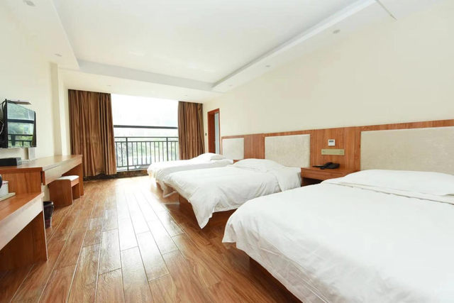 1714192168159zxrnk6E 1714192168159zxrnk6E