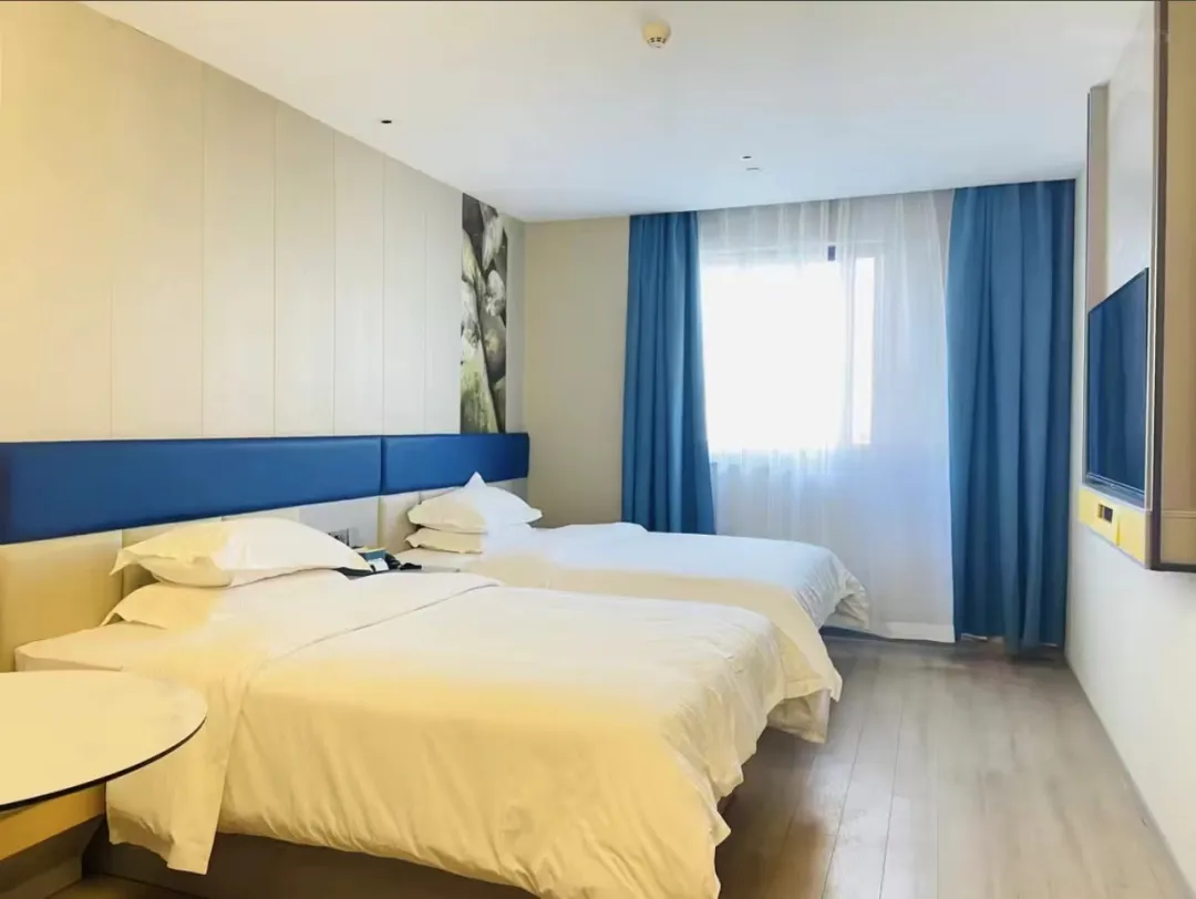 1bab03bff64344ca887dbe2444e3098f-sz_185272