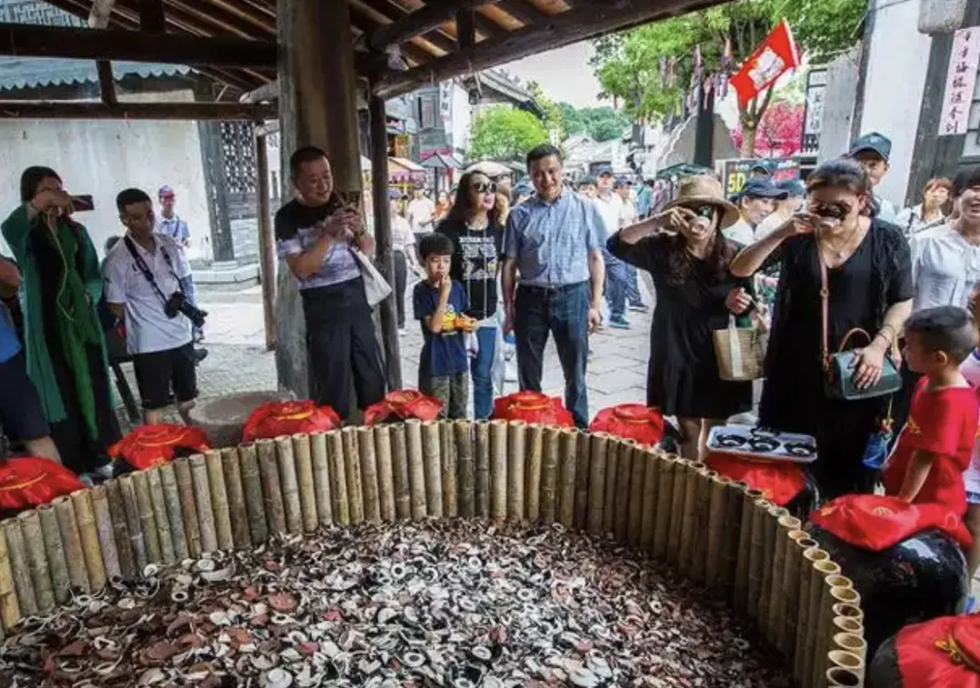 1bcc239ae0be0a9da0f4460a9118ef23-sz_1971651-1