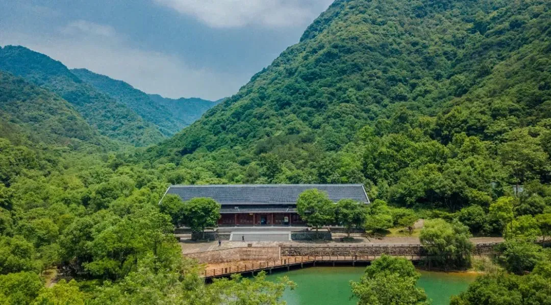 【杭州超七星度假♥3晚连住富春江畔希腊圣托里尼海岛设计风格酒店♥4天3晚纯玩499】醉美西湖♥海盐南北湖♥免费棋牌♥整车送5个♥3早5正♥升级12菜1汤