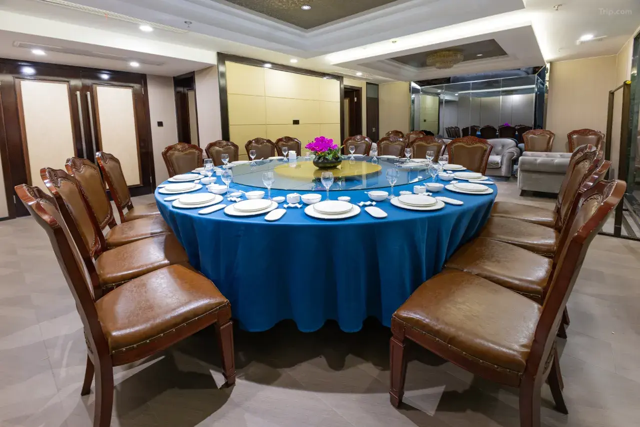 1mc0812000jsm4rie350E_W_1280_853_R5 1mc0812000jsm4rie350E_W_1280_853_R5