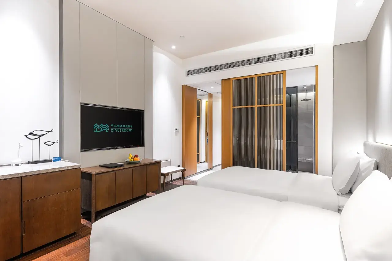 1mc2x12000aw31nqwBA46_W_1280_853_R5 1mc2x12000aw31nqwBA46_W_1280_853_R5