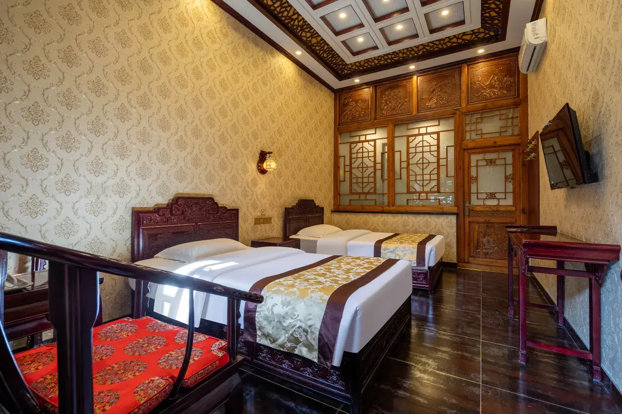 1mc3512000ghn9990F66B_W_1280_853_R5