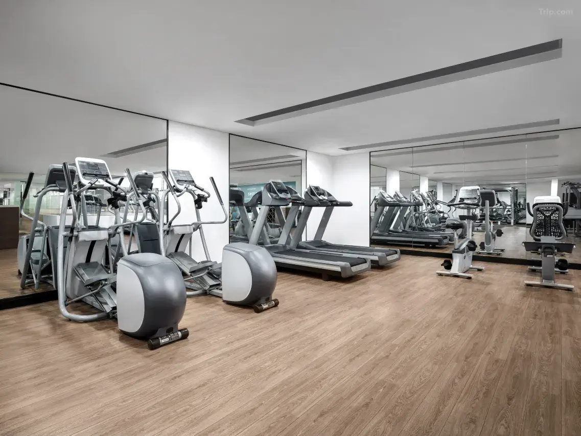 1mc4v12000hy8mseu11D1_W_1280_853_R5 1mc4v12000hy8mseu11D1_W_1280_853_R5