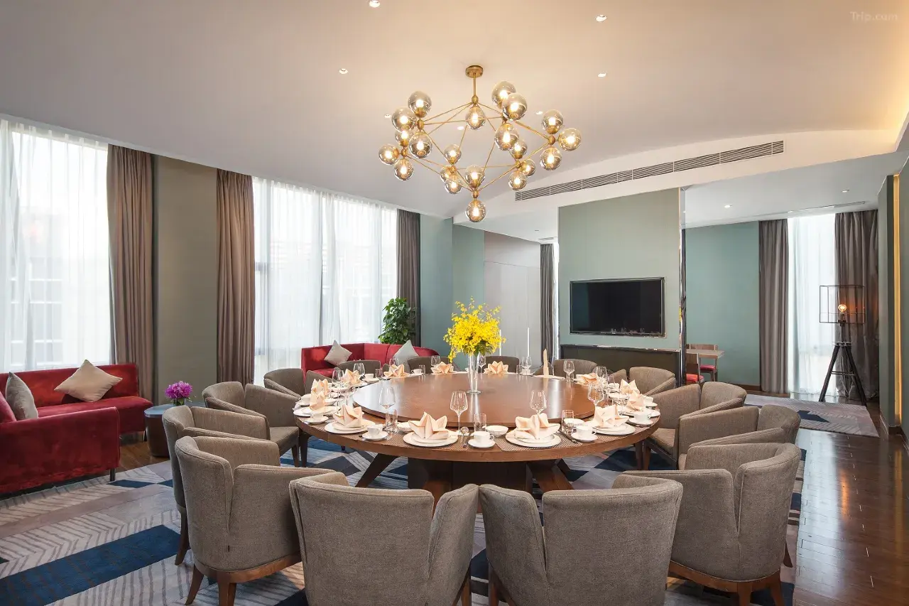 200t0g000000861km958C_W_1280_853_R5 200t0g000000861km958C_W_1280_853_R5