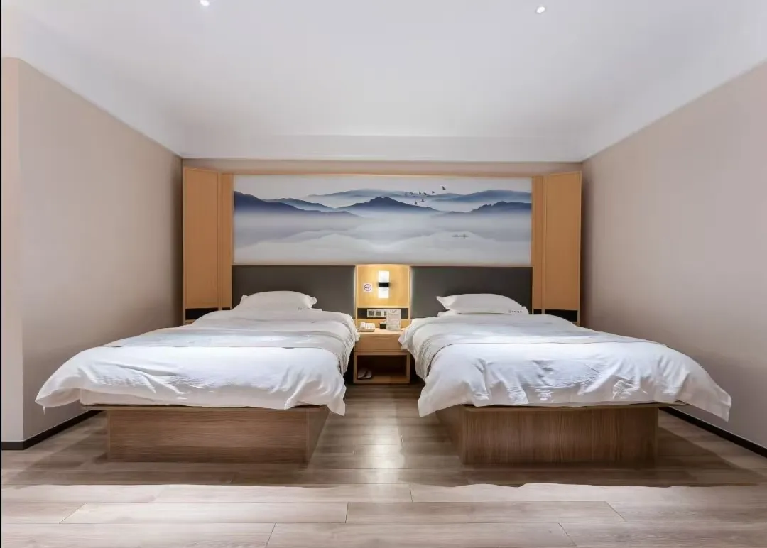 3307371acfbdf18d1001a48d68f789ba-sz_364395-1