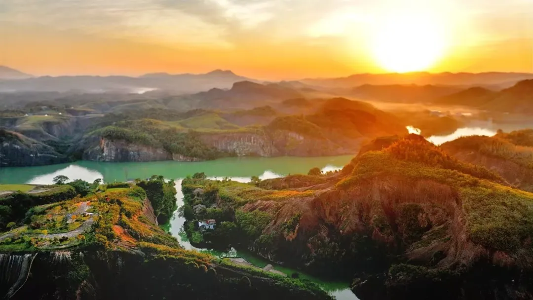 36ebe436765eeb21d4098ed12def6f92-sz_623995-4