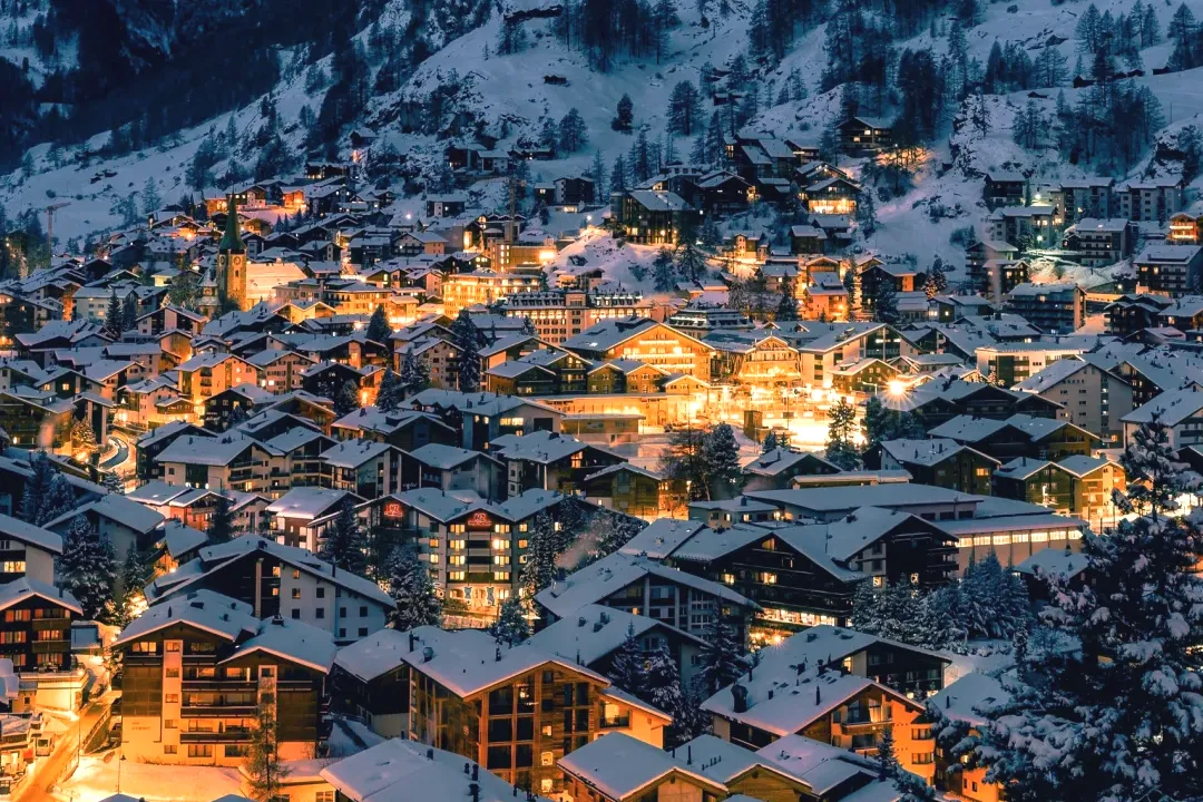 37614c9a98e4c12e9fea3b65eed0bc8c-sz_2813617