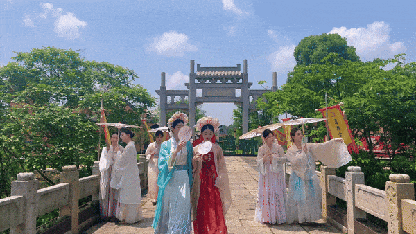 【南京·古城秋韵好风光】499元纯玩4日游！游前朝古城赏民国风情！游不老村、中山陵、夫子庙！真纯玩撩精华，3自助早5正免棋牌！