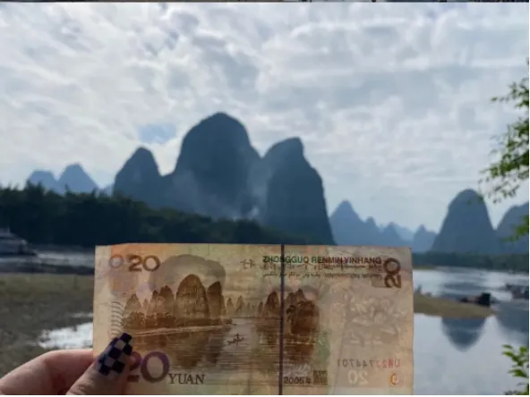 999纯玩~~~【荣耀桂林】兴坪漓江、兴坪古镇、徒步遇龙河、少数民族寨、山水间、象鼻山、榕杉湖、观日月双塔、木龙湖、东西巷 双飞5日