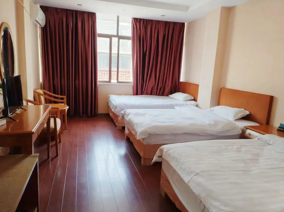 4942557f7e0476cc101b473b072dc9af-sz_711987