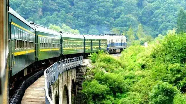 4a927c1b87ae6f5cd61d3a7fd116cbc0-sz_49748