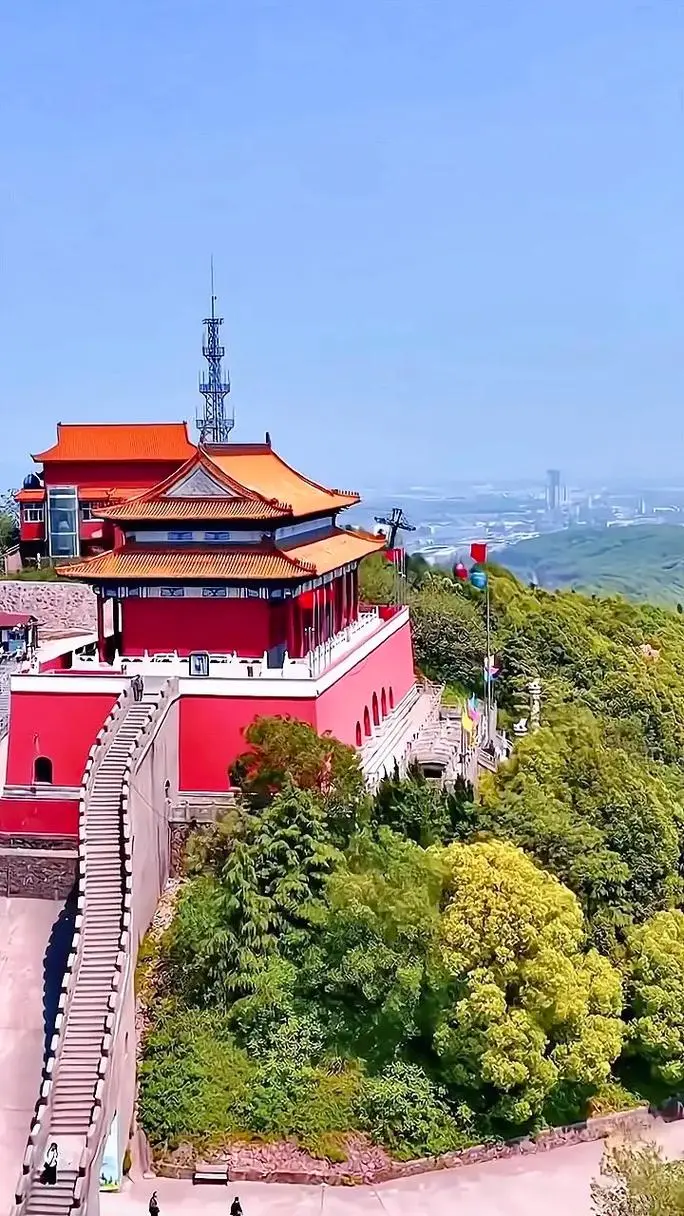 4d4010544a39c9f48feafa3f98f273d8-sz_176092