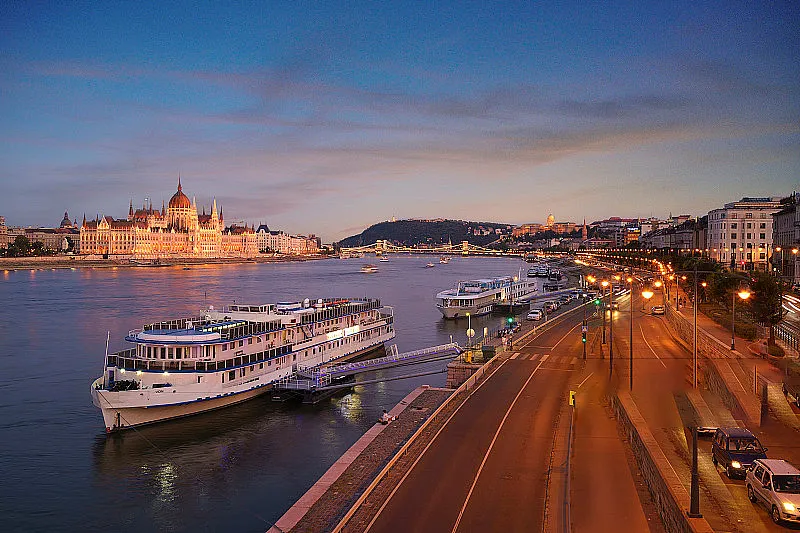 511bfe3811291cfa8a011720a1b780b6-sz_378282