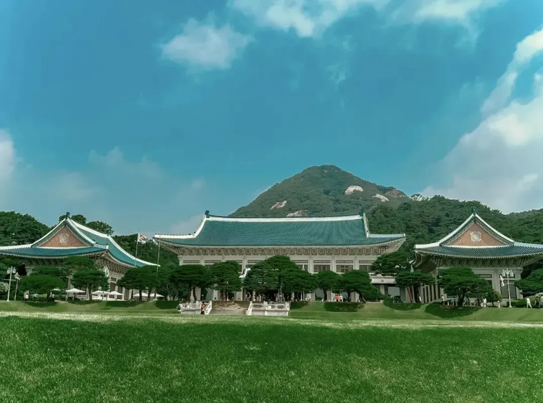 5aff571a1cb9cc8db790c9ff7986195e-sz_126297