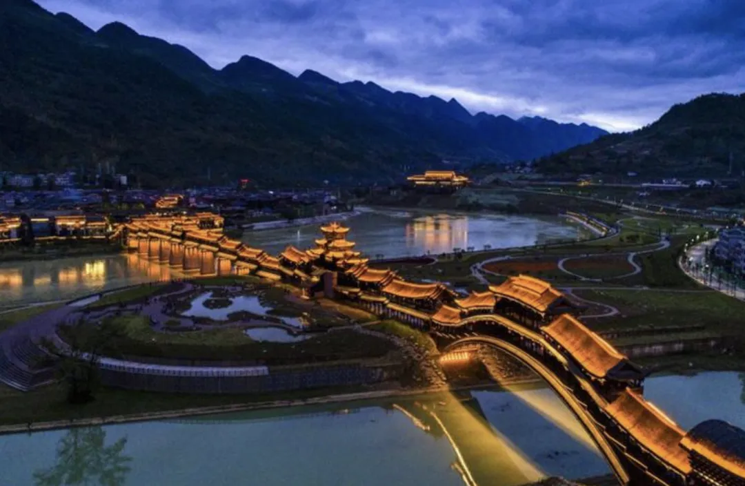 61d57342739b67962d15bcb9de30635a-sz_2037124