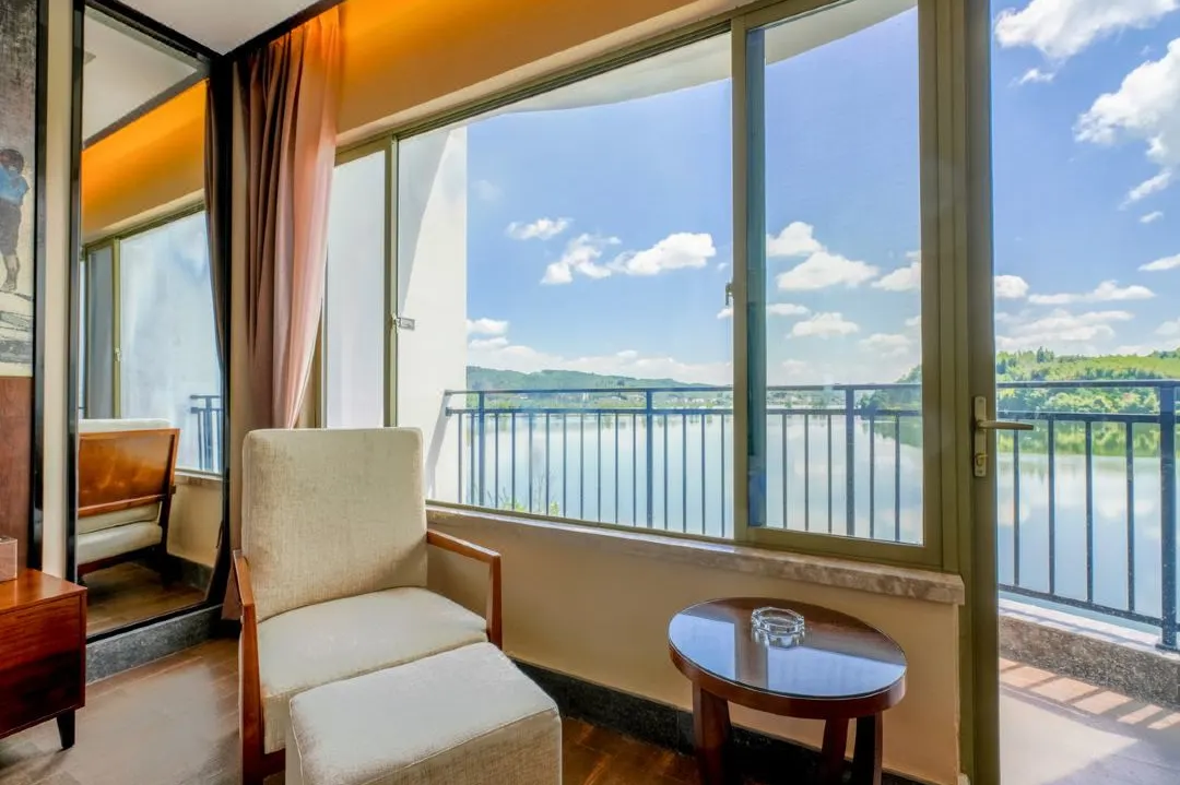 6292ff2cda0f39f914a013574be8d0dd-sz_111029