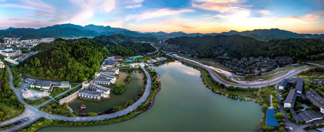 693f4923e562b3a125da92ced2f4dcb6-sz_101743