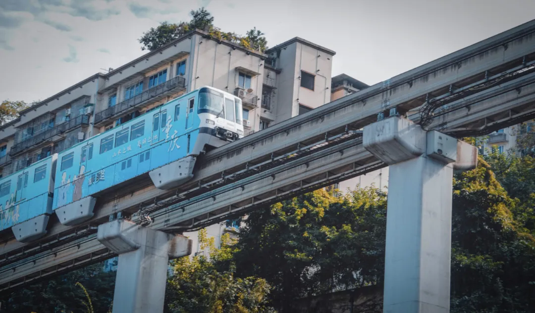 779291c7f4fa5f6bf28fb982293ec2af-sz_2215413-1