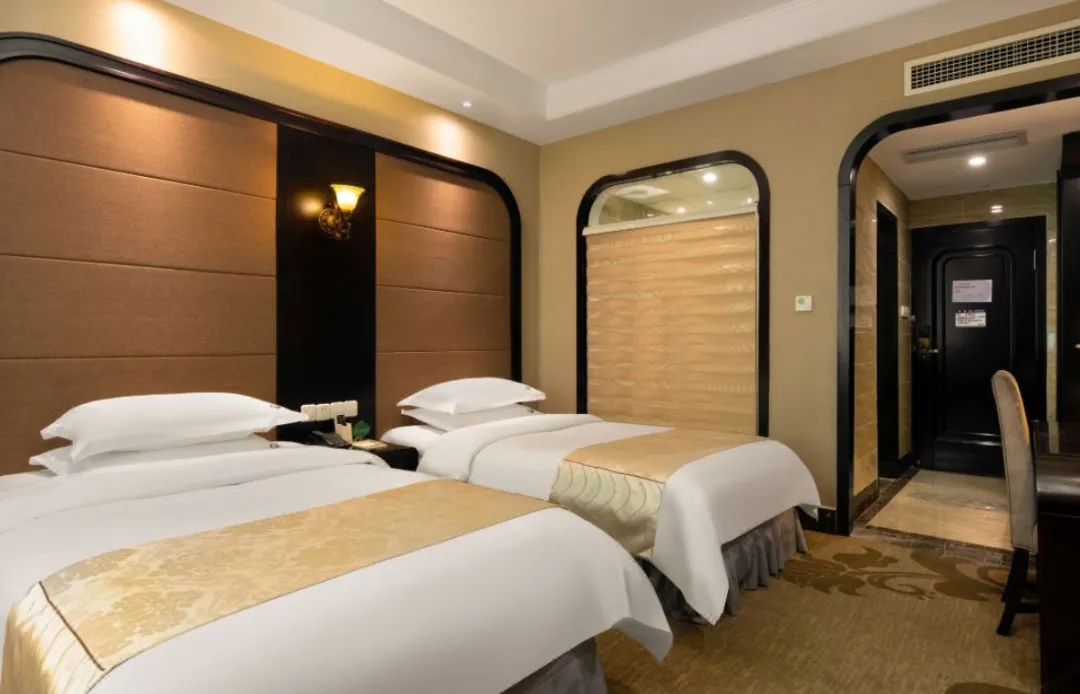 7b2e6949dfada165f61d7a624bc6fcc8-sz_138816-1