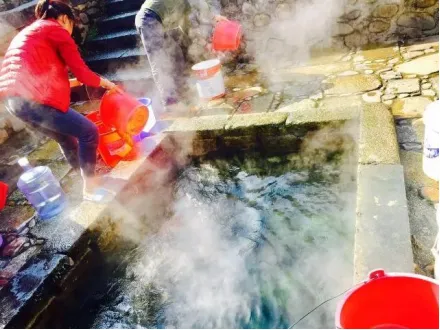 843fc0de9773b1f1e311d1b73c9a0bed-sz_296840