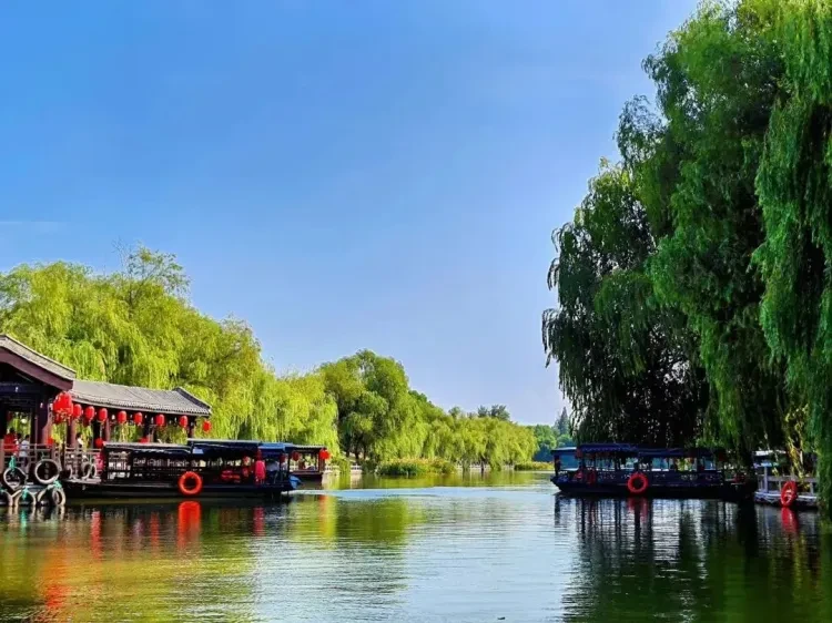 【铜陵过大年❤住4A景区内❤全新四钻酒店❤1188元全包五日】4晚世纪缘酒店,7正4自助早,游中国第一文山-浮山,观古火山风貌,桐城六尺巷,三河古镇,免费麻将,K歌