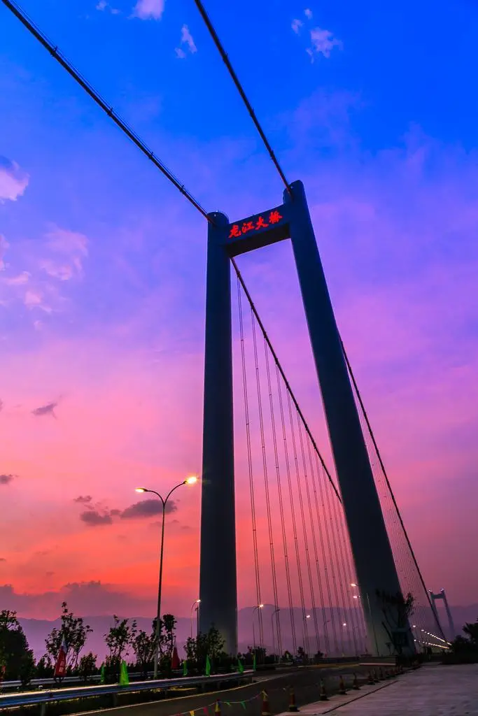 8b206d3dad18e022bc35f23e66d23451-sz_59775