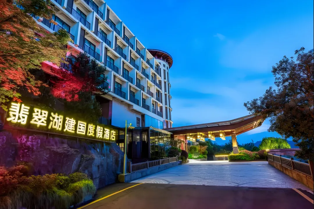 8c56eea36acdda5971c055775c77bdcd-sz_3142765