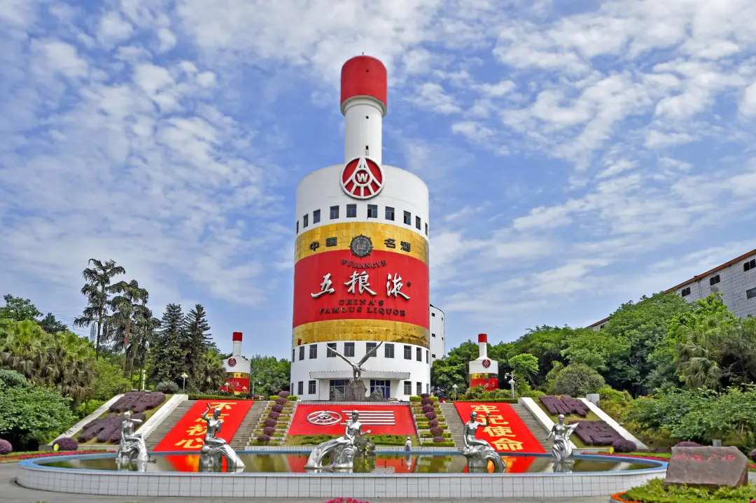 8c8c74e5b316fa73080fd5fd76d73244-sz_1880946-2