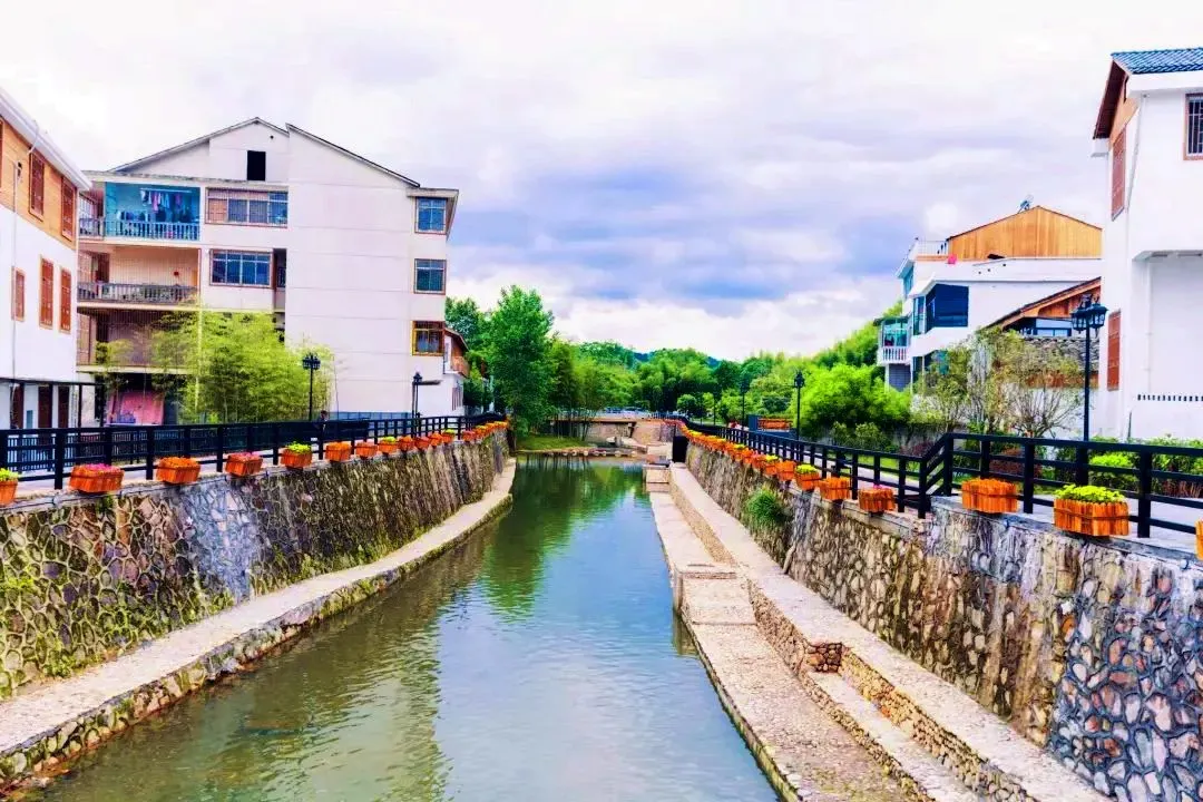 95f081e1f2a82168a6c480c1af049067-sz_1230243 95f081e1f2a82168a6c480c1af049067-sz_1230243